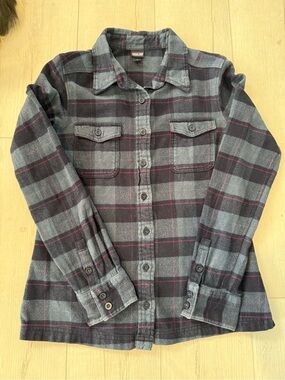 Patagonia Gray & Black Plaid Shirt with Pink Stripe